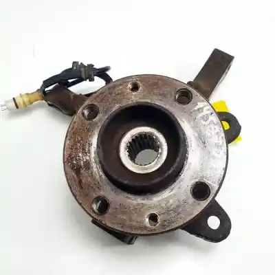 Second-hand car spare part front right knuckle for renault clio ii fase ii (b/cb0) d7f726 oem iam references 