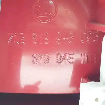 Автозапчасти б/у левый задний фонарь за skoda fabia familiar (6y5) atd ссылки oem iam 6y9945095r  6y9945111b