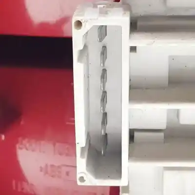 Автозапчасти б/у левый задний фонарь за skoda fabia familiar (6y5) atd ссылки oem iam 6y9945095r  6y9945111b