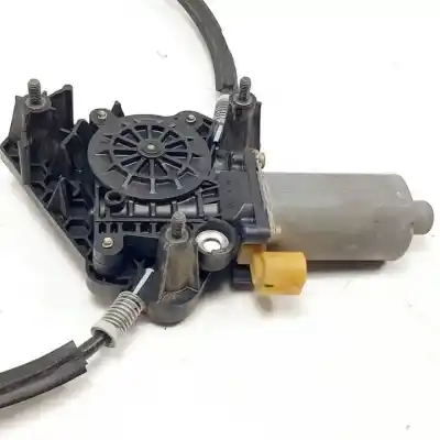 Pezzo di ricambio per auto di seconda mano alzacristalli anteriore destro per renault clio ii fase i (b/cbo) d7f720.d7fg7.d7f726 riferimenti oem iam 7700842240g  