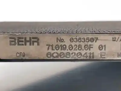 Автозапчастина б/у конденсат/радіатор кондиционера для skoda fabia familiar (6y5) atd посилання на oem iam 6q0820411e  