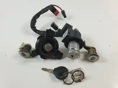 Peça sobressalente para automóvel em segunda mão  por PEUGEOT 206 BERLINA XT Referências OEM IAM 9627269180  