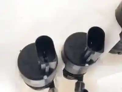 Second-hand car spare part windscreen washer bottle for bmw x5 (e70) n57d30a oem iam references 7161476  