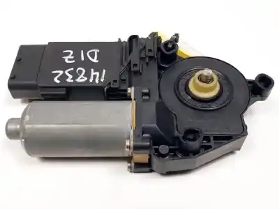 Gebrauchtes Autoersatzteil VORDERER LINKER FENSTERMOTOR zum VOLKSWAGEN GOLF IV BERLINA (1J1)  OEM-IAM-Referenzen 0130821765  
