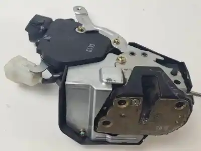 Second-hand car spare part trunk lock for toyota rav 4 ii (_a2_) 2.0 d 4wd (cla20_, cla21_) oem iam references 