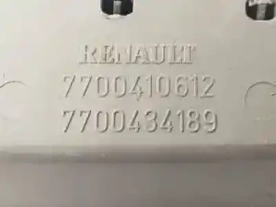 Second-hand car spare part interior light for renault trafic combi (ab 4.01) g9u630 oem iam references 7700410612  