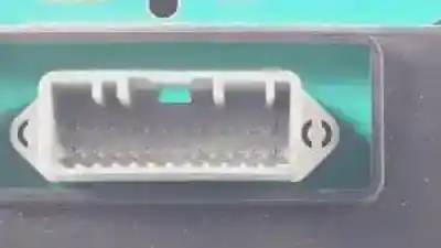 Peça sobressalente para automóvel em segunda mão quadrante por dacia sandero 1.6 lpg referências oem iam 8200733621  