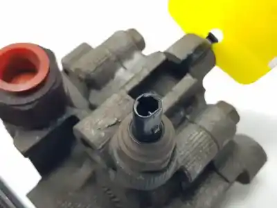 Second-hand car spare part steering pump for toyota rav 4 ii (_a2_) 2.0 d 4wd (cla20_, cla21_) oem iam references   