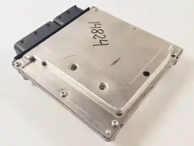 Second-hand car spare part ecu engine control for bmw serie 1 berlina (e81/e87) 204d4 oem iam references 0281011963  7797306