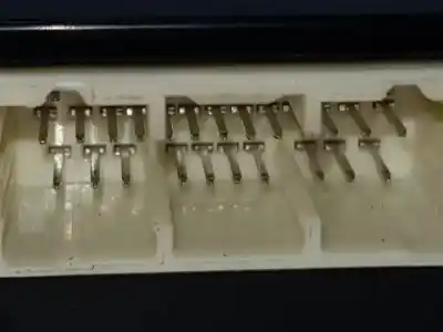 Pezzo di ricambio per auto di seconda mano modulo elettronico per toyota corolla (e21) 2zrfxe riferimenti oem iam 8999002510  