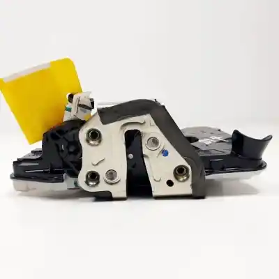 Second-hand car spare part left front door lock for toyota corolla (e21) 2zrfxe oem iam references   