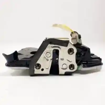 Second-hand car spare part front right door lock for toyota corolla (e21) 2zrfxe oem iam references   