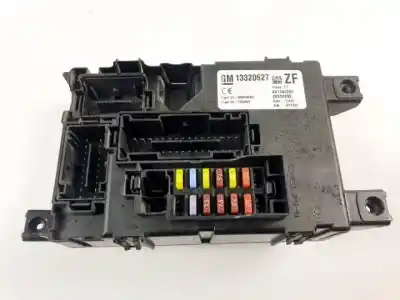 Second-hand car spare part fuse box unit for opel corsa d a12xer oem iam references 13320627  