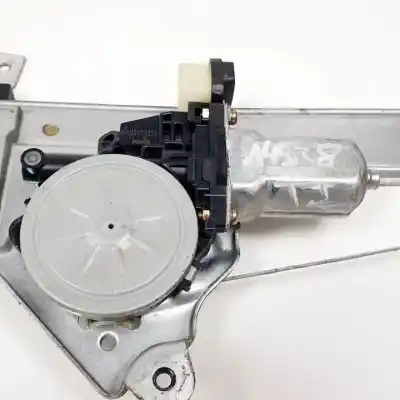 Second-hand car spare part rear left window regulator for mitsubishi montero (v60/v70) d-4m41 oem iam references mr989948  
