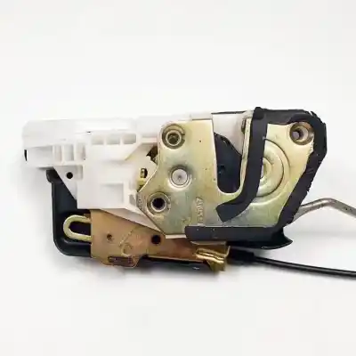 Second-hand car spare part front right door lock for mitsubishi montero (v60/v70) d-4m41 oem iam references   