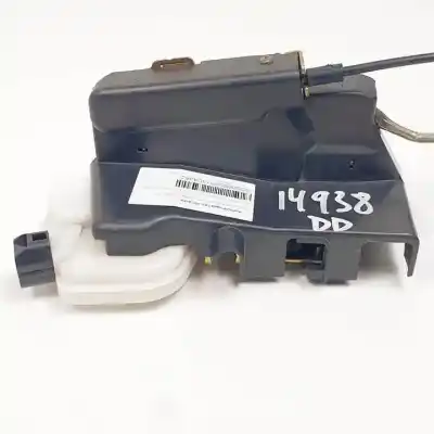 Second-hand car spare part front right door lock for mitsubishi montero (v60/v70) d-4m41 oem iam references   