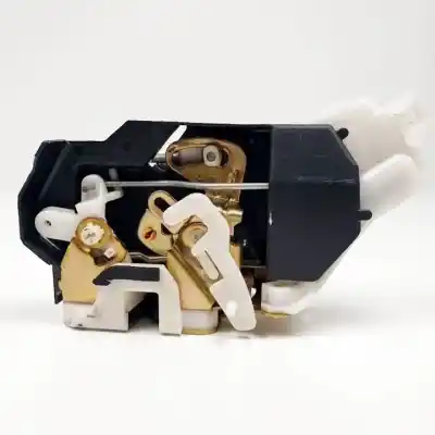Second-hand car spare part rear left door lock for mitsubishi montero (v60/v70) d-4m41 oem iam references   
