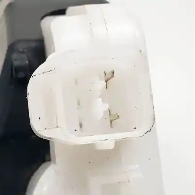 Second-hand car spare part rear left door lock for mitsubishi montero (v60/v70) d-4m41 oem iam references   