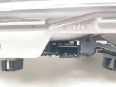 Peça sobressalente para automóvel em segunda mão luz interior por bmw serie 3 touring (e46) m47d20 referências oem iam 63316901478  