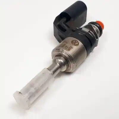 Автозапчастина б/у инжектор для audi a3 (8p) caxc посилання на oem iam 03c906036f  