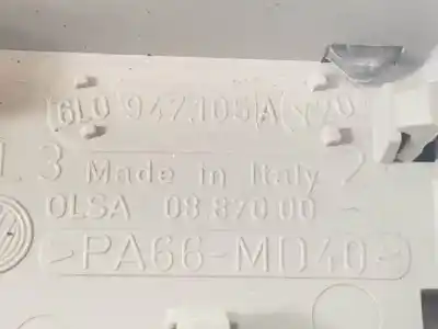 Автозапчасти б/у внутренний свет за seat ibiza (6l1) d-atd ссылки oem iam 6l0942105a  