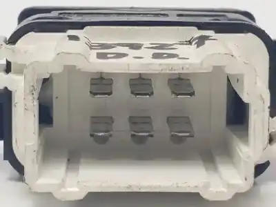 Автозапчастина б/у передній правий віконний вимикач для renault clio ii fase ii (b/cb0) k4j711 посилання на oem iam   