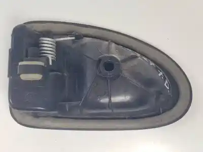 Автозапчастина б/у внутрішня задня права ручка для renault clio ii fase ii (b/cb0) k4j711 посилання на oem iam 7700423888  