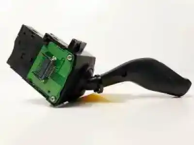 Pièce détachée automobile d'occasion commande de clignotants pour ford focus lim. (cb8) m2da références oem iam av6t13335ad  