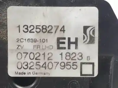 Second-hand car spare part front right door lock for opel corsa d a12xer oem iam references 13258274  
