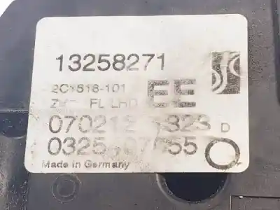 Автозапчастина б/у замок передніх дверей лівий для opel corsa d a12xer посилання на oem iam 1325871  