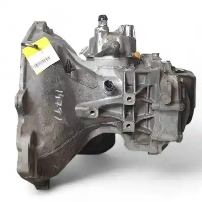 Second-hand car spare part gearbox for opel corsa d a12xer oem iam references 55565177  5 velocidades