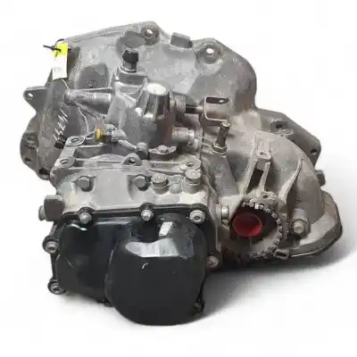 Second-hand car spare part gearbox for opel corsa d a12xer oem iam references 55565177  5 velocidades