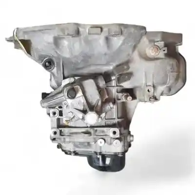Second-hand car spare part gearbox for opel corsa d a12xer oem iam references 55565177  5 velocidades