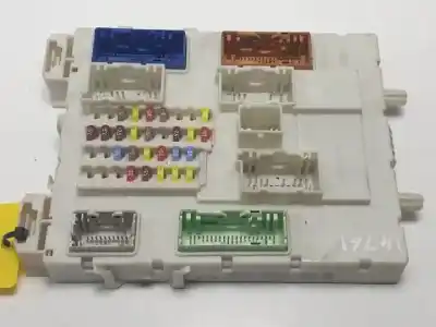 Peça sobressalente para automóvel em segunda mão caixa de fusíveis e relés por ford focus lim. (cb8) t1da referências oem iam f1et9a340aa