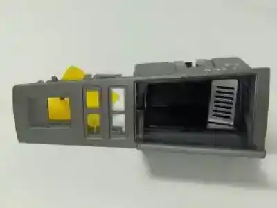 Second-hand car spare part bonnet handle for bmw serie 7 (e65/e66) n62b44a oem iam references 7024607  