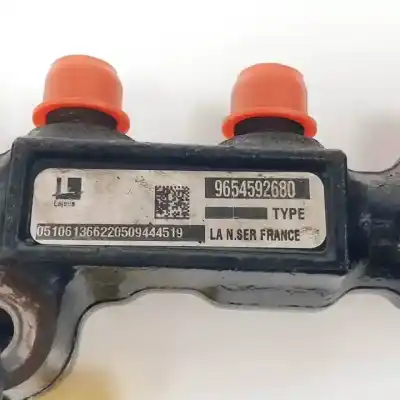 Автозапчастина б/у рампа инжектора для ford focus c-max (cap) d-g8da посилання на oem iam 9654592680  