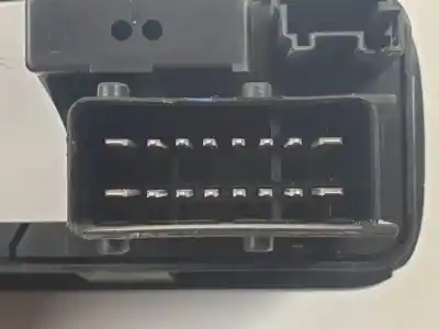 Peça sobressalente para automóvel em segunda mão botão / interruptor elevador vidro dianteiro esquerdo por citroen c3 8hz referências oem iam 96637530xt  28232429