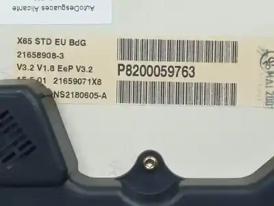 Second-hand car spare part dashboard for renault clio ii fase ii (b/cb0) d4fb712 oem iam references p8200059763  