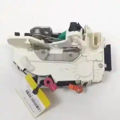 Second-hand car spare part left front door lock for jeep compass ene oem iam references p04589417ah  