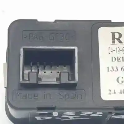 Second-hand car spare part left front power window switch for opel combo y17dt oem iam references 24409205  