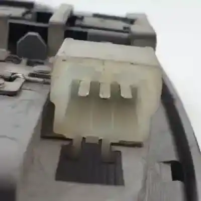 Second-hand car spare part interior light for kia carnival d/j3 oem iam references 926204d000  