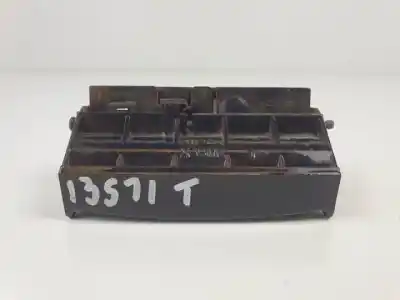 Peça sobressalente para automóvel em segunda mão puxador exterior de mala por kia carnival d/j3 referências oem iam 