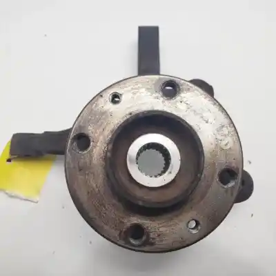 Second-hand car spare part front right knuckle for renault clio ii fase i (b/cbo) d7f726 oem iam references 