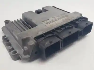 Pièce détachée automobile d'occasion CALCULATEUR MOTEUR ECU pour RENAULT MEGANE II BERLINA 5P  Références OEM IAM 0281011549  8200370779