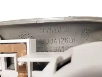 Автозапчасти б/у внутренний свет за renault clio ii fase ii (b/cb0) k9ka7 ссылки oem iam 7700412606  
