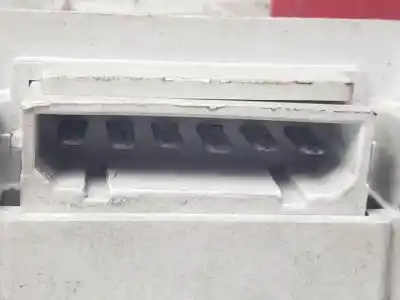 Автозапчасти б/у левый задний фонарь за audi a3 (8l) ahf ссылки oem iam 8l0945095a  