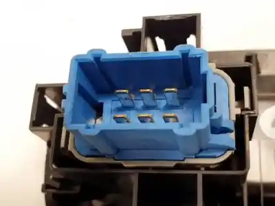 Second-hand car spare part right front power window switch for renault master kasten m9tb702 oem iam references 8200548968  