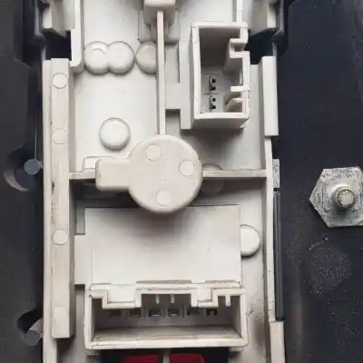 Second-hand car spare part left tailgate light for bmw serie 3 compact (e46) n42b20ab oem iam references 28330701  