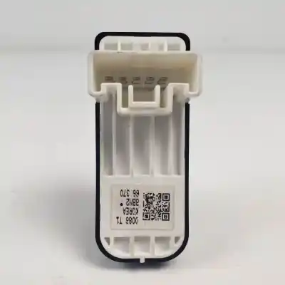 Second-hand car spare part right front power window switch for mazda 3 lim. (bl) r2aa oem iam references bbm266370  
