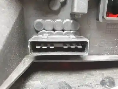 Автозапчастина б/у правий ліхтар для jaguar x-type i (x400) 2.5 v6 a las 4 ruedas посилання на oem iam   